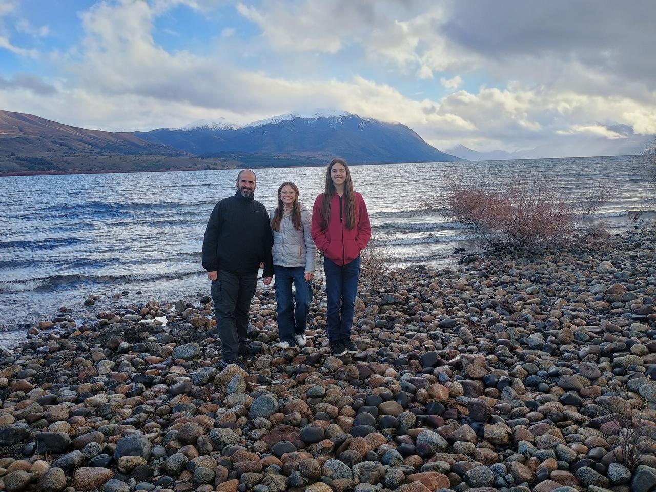 En el lago Huechulafquen, ya sin nieve y luego de los cinco días de lluvias constantes